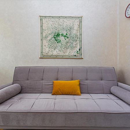 2 Room Apartment In The Center Alma-Ata Buitenkant foto